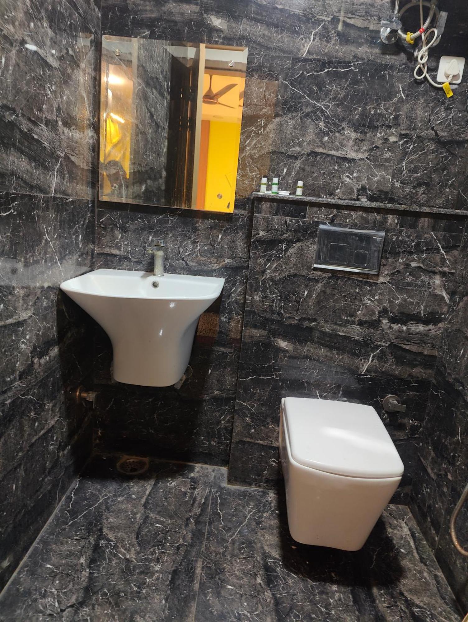 Nova Near Delhi Airport 4* New Delhi